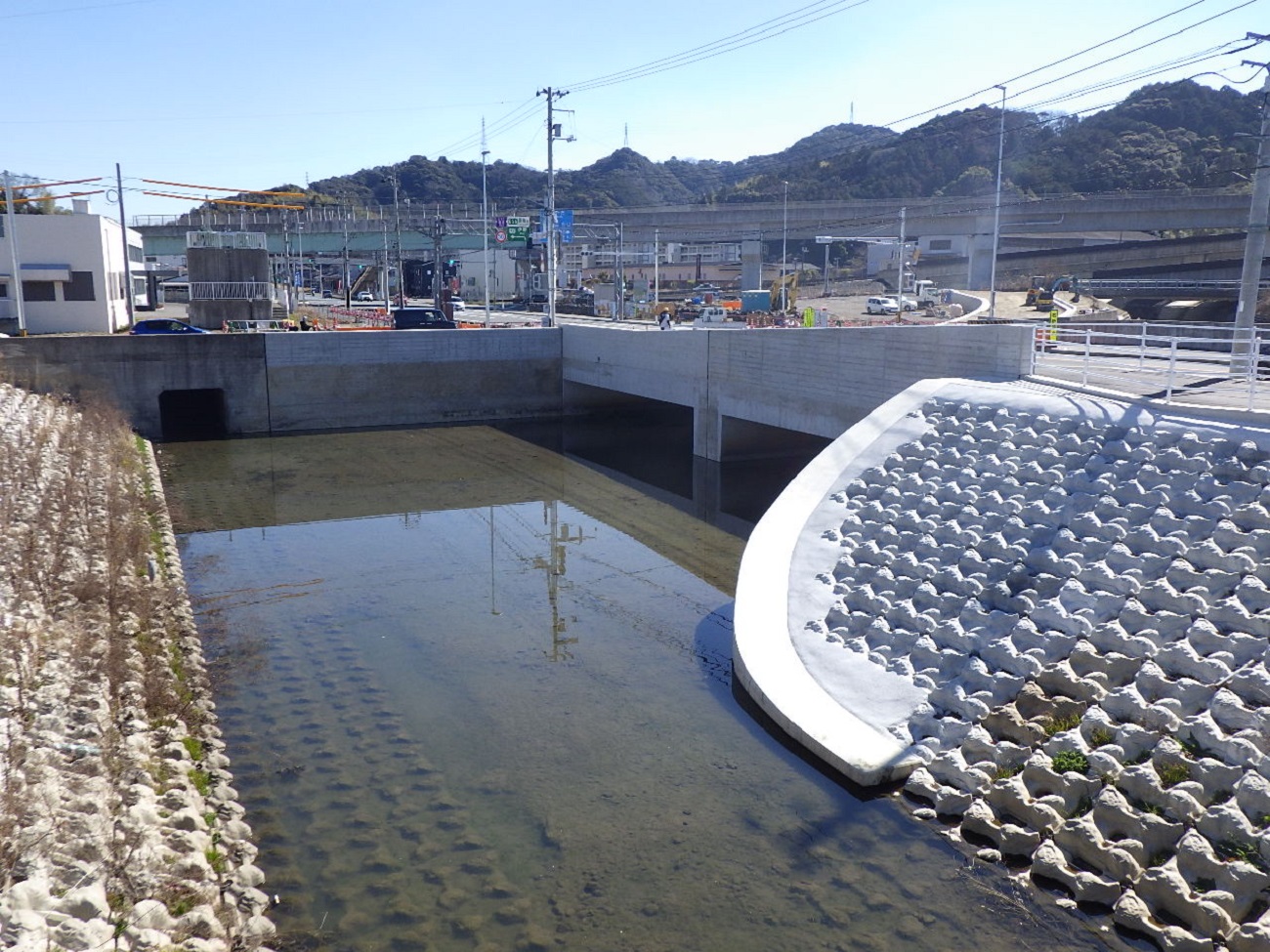 宇治川（天神ヶ谷川）床上浸水対策特別緊急（その２４）工事